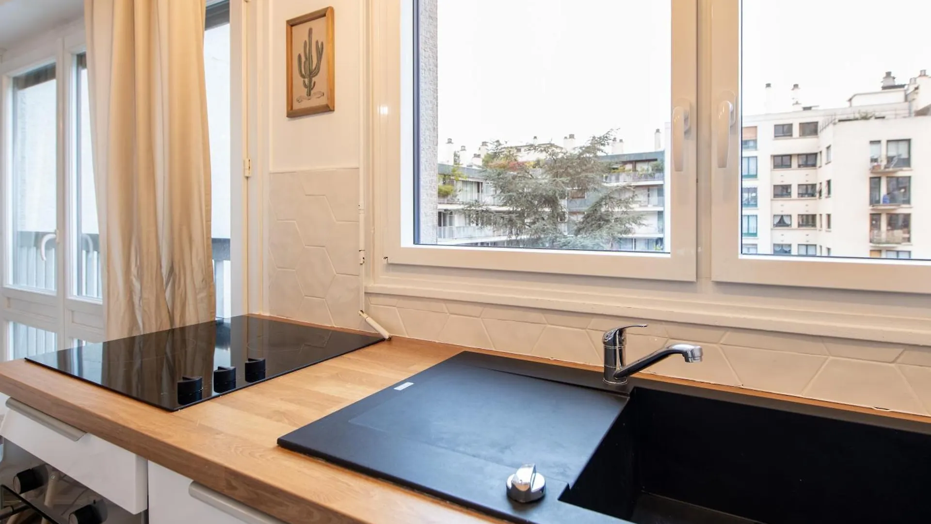 פריז Amazing Deal - Central Location Near The Metro, Modern Amenities And Style דירה