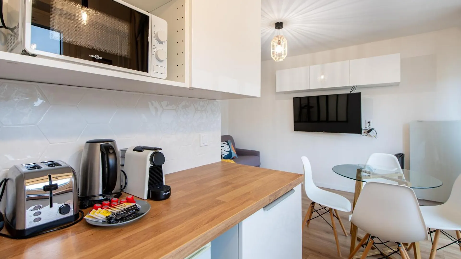 פריז Amazing Deal - Central Location Near The Metro, Modern Amenities And Style צרפת