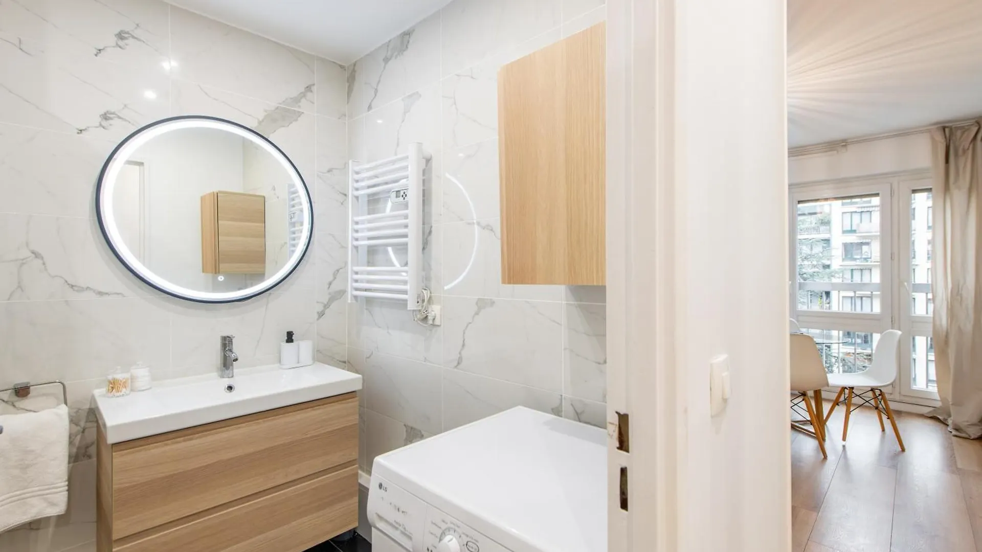 דירה פריז Amazing Deal - Central Location Near The Metro, Modern Amenities And Style